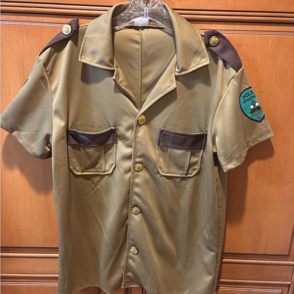 Spirit Short Sleeve Shirt “Police” Halloween shirt. Size S